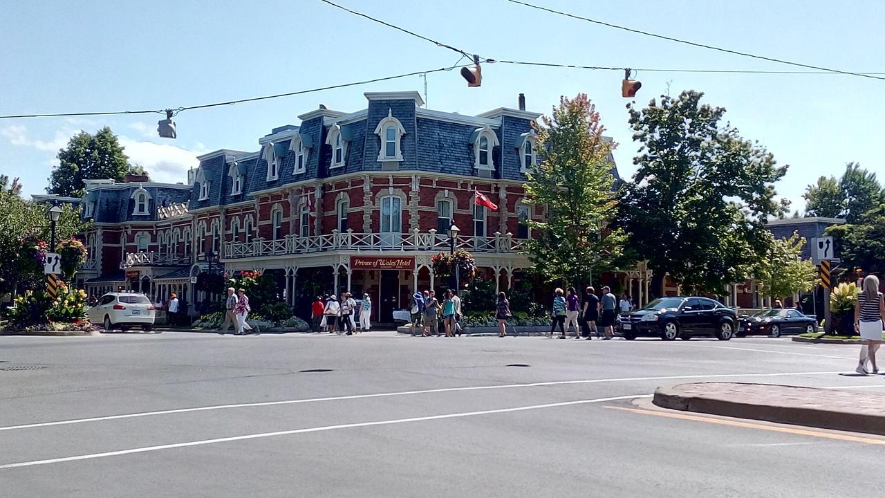 The White House Boutique B&B Niagara-on-the-Lake Ngoại thất bức ảnh